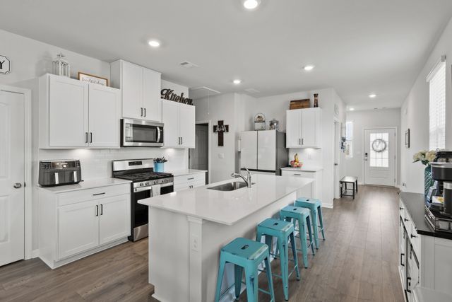 5047 Espy Ave, White House, TN 37188