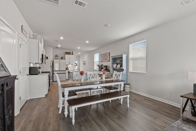 5047 Espy Ave, White House, TN 37188