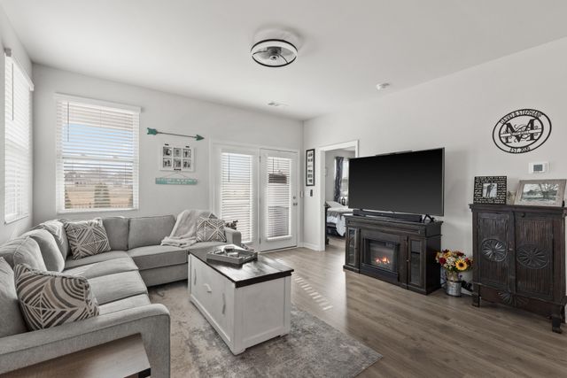 5047 Espy Ave, White House, TN 37188