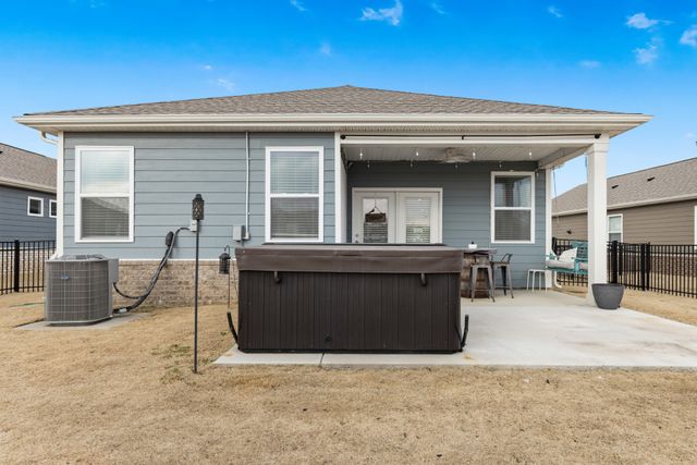 5047 Espy Ave, White House, TN 37188