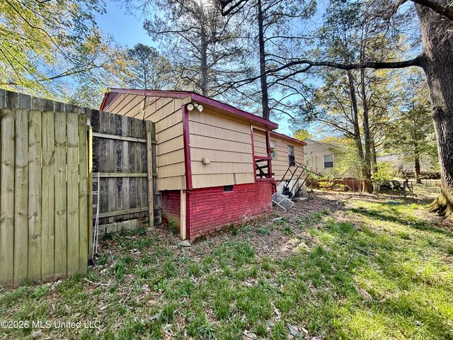 2607 Brookwood Drive, Jackson, MS 39212