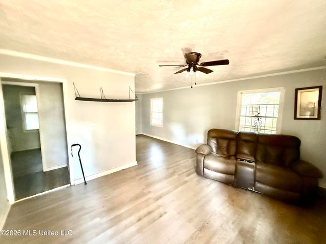 2607 Brookwood Drive, Jackson, MS 39212