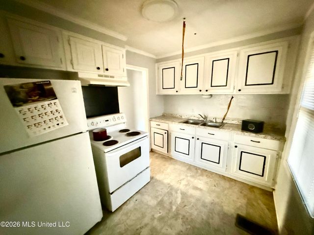 2607 Brookwood Drive, Jackson, MS 39212