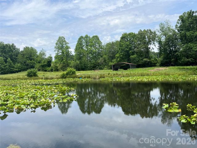 99999 Jones Road, Fletcher, NC 28732
