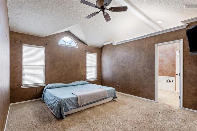 1313 Yorkshire Avenue, Wolfforth, TX 79382