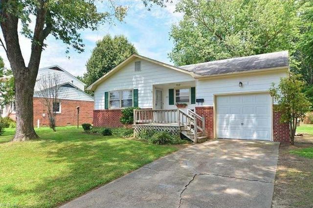 160 Bret Harte DR, Newport News, VA 23602