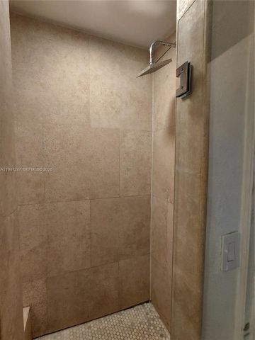 1050 NE 82nd St 3, Miami, FL 33138