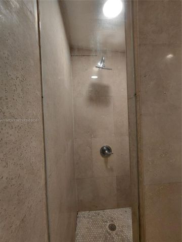 1050 NE 82nd St 3, Miami, FL 33138