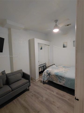 1050 NE 82nd St 3, Miami, FL 33138