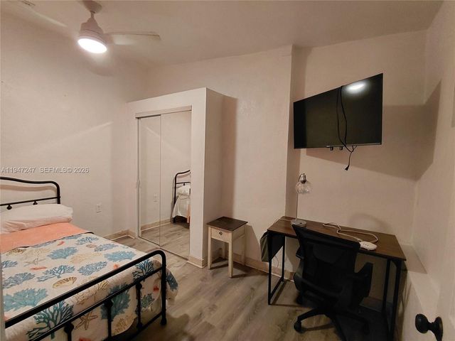 1050 NE 82nd St 3, Miami, FL 33138