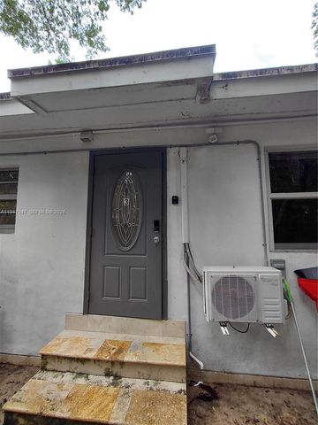 1050 NE 82nd St 3, Miami, FL 33138