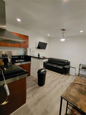 1050 NE 82nd St 3, Miami, FL 33138