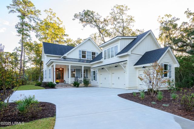 4 Mayon Point, Okatie, SC 29909