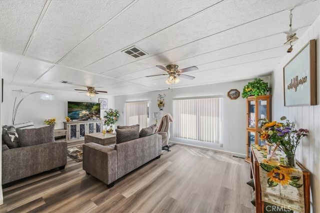 15252 Seneca 100, Victorville, CA 92392