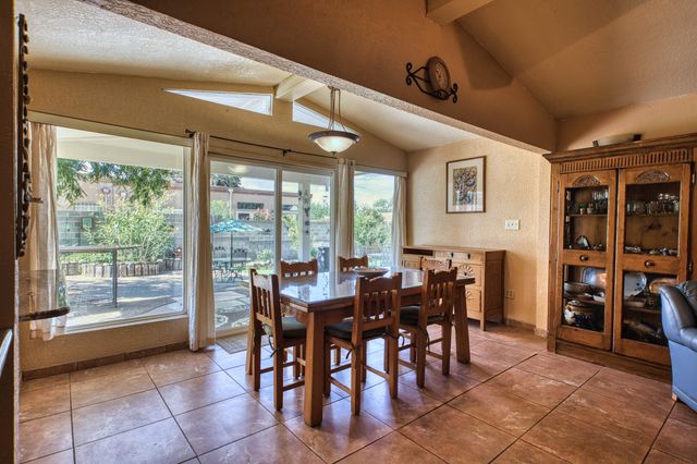 6800 ORPHELIA Avenue NE, Albuquerque, NM 87109