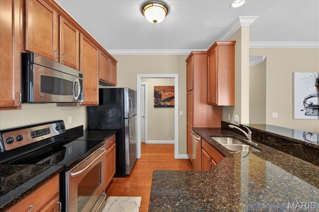 767 Windberry Court 24, St Louis, MO 63122