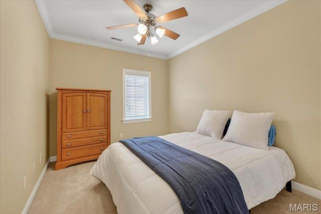 767 Windberry Court 24, St Louis, MO 63122