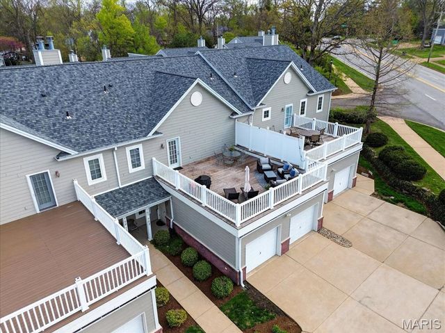 767 Windberry Court 24, St Louis, MO 63122