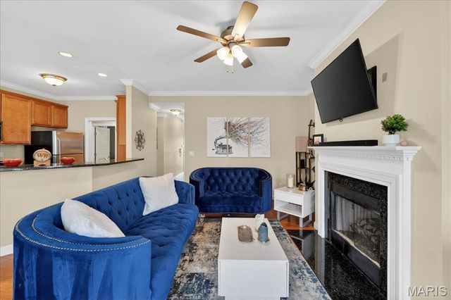 767 Windberry Court 24, St Louis, MO 63122