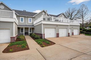 767 Windberry Court 24, St Louis, MO 63122