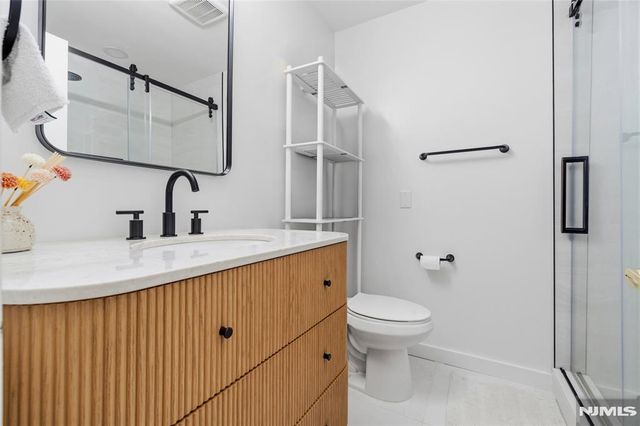 546 Windsor Drive, Palisades Park, NJ 07650
