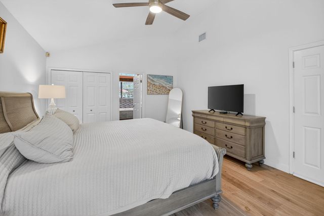 21921 Town Place Drive, Boca Raton, FL 33433