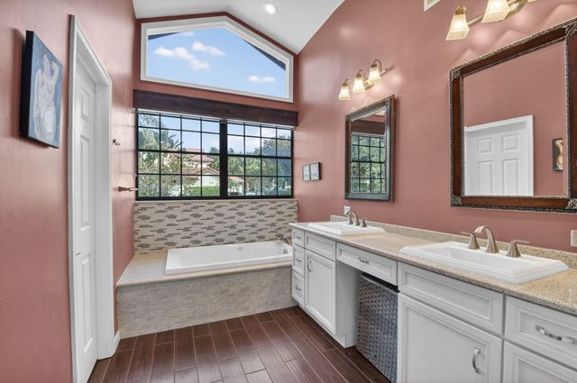 21921 Town Place Drive, Boca Raton, FL 33433