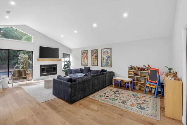 21921 Town Place Drive, Boca Raton, FL 33433