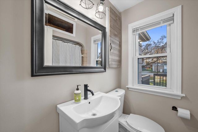 3035 N 81st STREET, Milwaukee, WI 53222