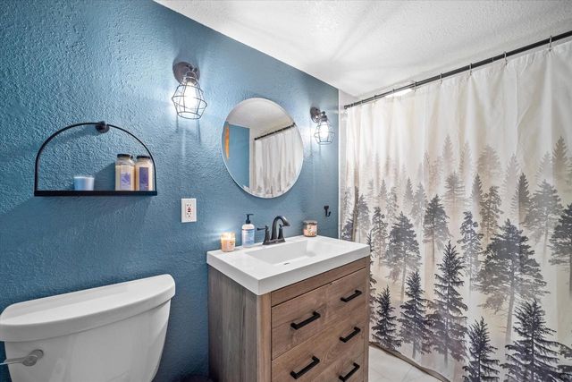 3035 N 81st STREET, Milwaukee, WI 53222