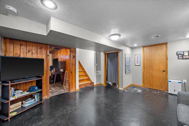 3035 N 81st STREET, Milwaukee, WI 53222