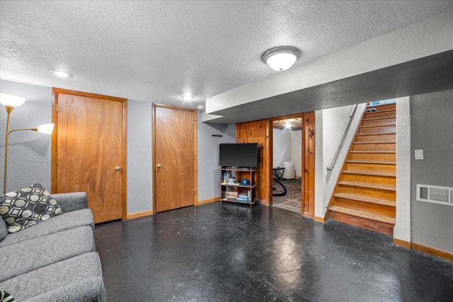 3035 N 81st STREET, Milwaukee, WI 53222