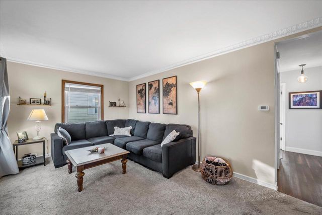 3035 N 81st STREET, Milwaukee, WI 53222