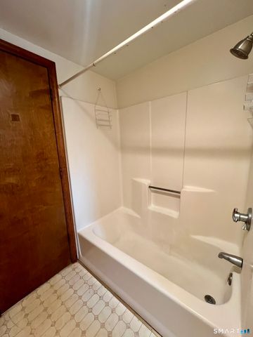 7 Golden Hill Street 2nd floor, Bethel, CT 06801