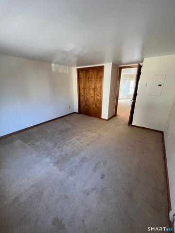 7 Golden Hill Street 2nd floor, Bethel, CT 06801
