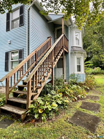 7 Golden Hill Street 2nd floor, Bethel, CT 06801