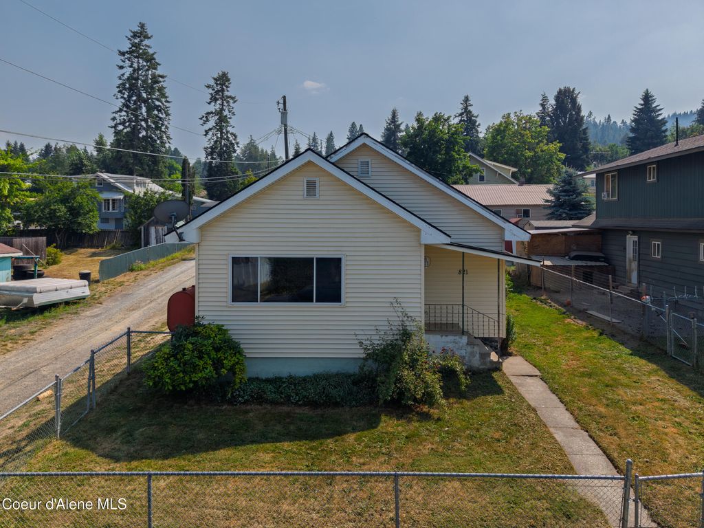 821 Washington AVE, St. Maries, ID 83861 photo 3