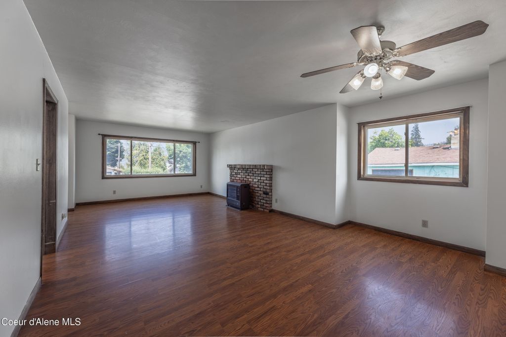 821 Washington AVE, St. Maries, ID 83861 photo 5