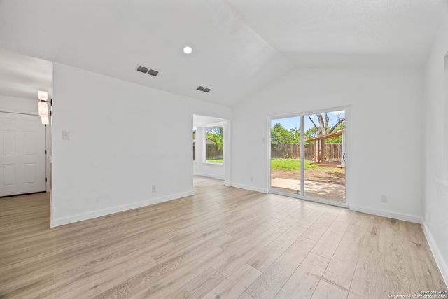 4819 TENNYSON DR, San Antonio, TX 78217