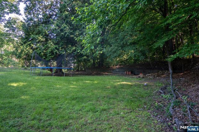 45 Peters Lane, North Haledon, NJ 07508
