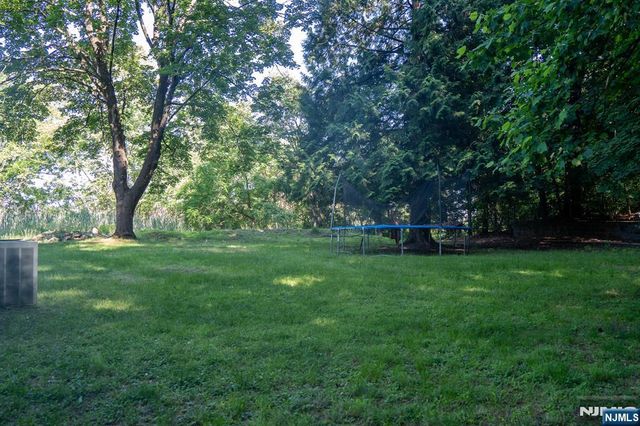 45 Peters Lane, North Haledon, NJ 07508