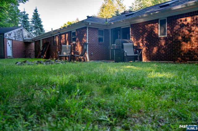 45 Peters Lane, North Haledon, NJ 07508