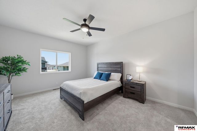 5826 SW 9th Street, Lincoln, NE 68523