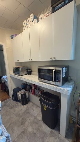 47 Railroad Ave 2R, Beverly, MA 01915