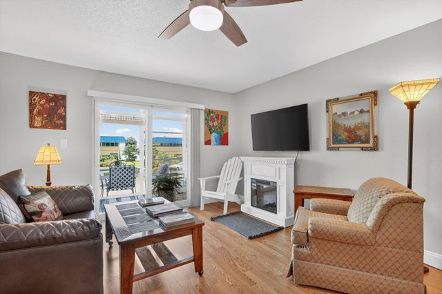 1176 Bayshore Drive 205, Fort Pierce, FL 34949