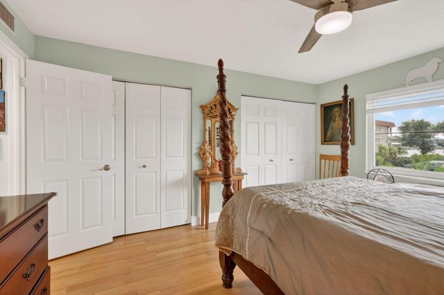 1176 Bayshore Drive 205, Fort Pierce, FL 34949