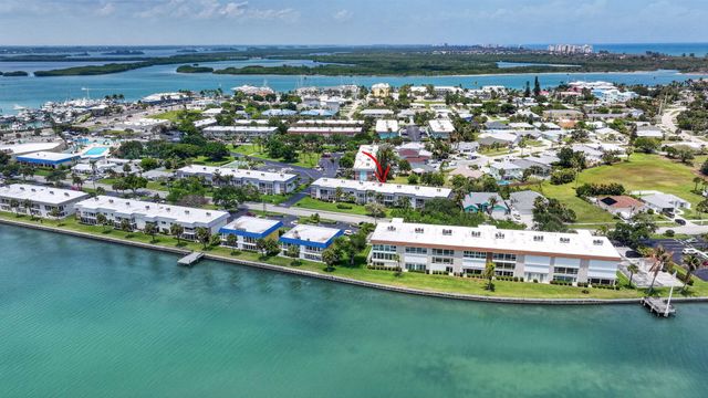 1176 Bayshore Drive 205, Fort Pierce, FL 34949