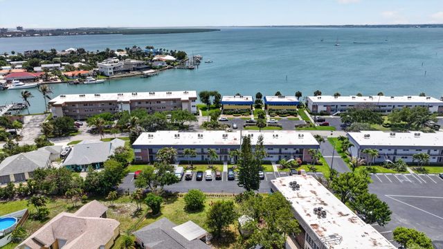 1176 Bayshore Drive 205, Fort Pierce, FL 34949