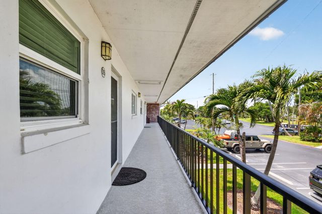 1176 Bayshore Drive 205, Fort Pierce, FL 34949
