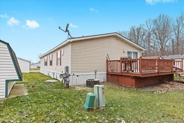 28289 Spruce st., Flat Rock, MI 48134